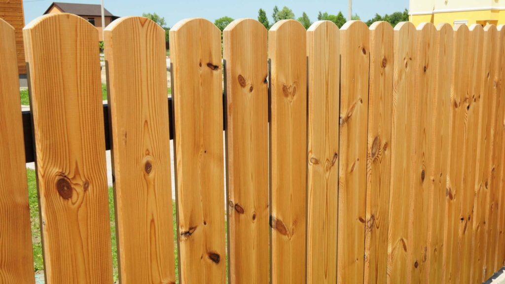 Pivot Cedar Fen Professional Fence Contractorcing of Maple Ridge - Cedar Fence Installation